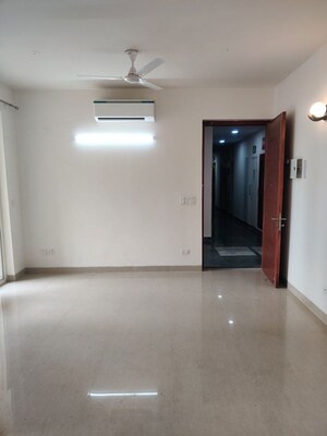 3 BHK Apartment For Rent in Pyramid Altia, Sector 70