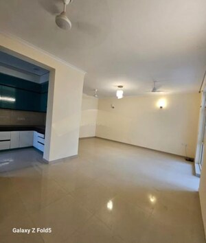 Room in 3 BHK Apartment at Rishita Manhattan, Gomti Nagar – for Rent