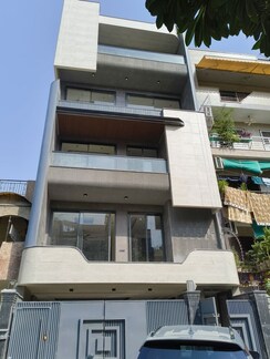 3 BHK +Builder Floor For Sale in Chittaranjan Park