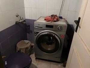 Team Area in 1 BHK Apartment at Hiranandani Estate Penrose, Thane West – for Rent