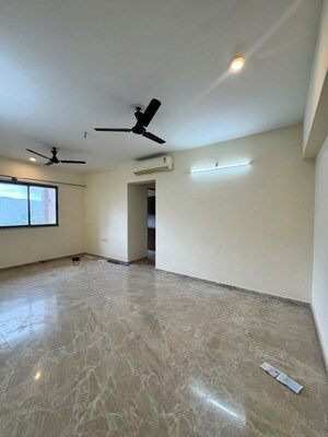 Room in 2 BHK Apartment at Lodha Splendora, Ghodbunder Road – for Rent