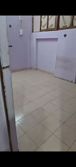 Room in 1.5 BHK Builder Floor at Devli – for Rent