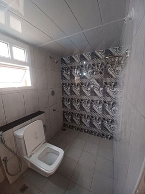 Bathroom in 3 BHK Apartment at Prestige Finsbury Park Regent, Bagaluru – for Rent
