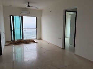 Room in 2 BHK Apartment at Peninsula Celestia Spaces, Parel – for Sale