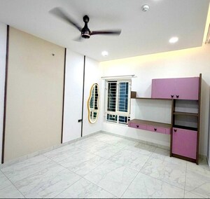 Room in 3 BHK Apartment at Sumadhura The Olympus, Financial District – for Rent