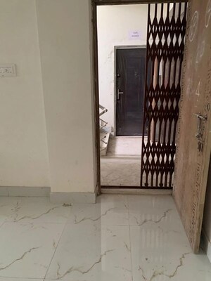Room in 2 BHK Apartment at Raja Bazar – for Sale
