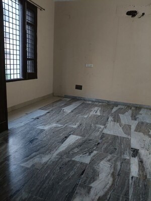 Room in 1 BHK Independent House at Cascade Mona City Homes, KharaR-Banur Road – for Rent