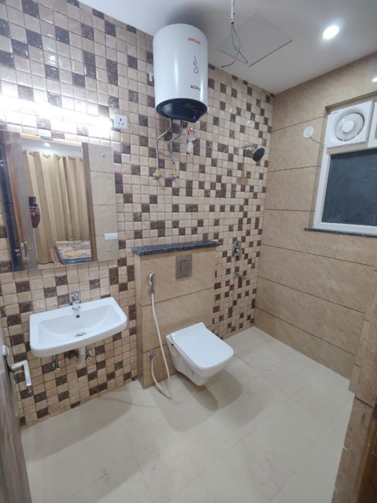 Team Area, sector 30 2 Bedroom 580 Sq.Ft. Builder Floor In Sector 30 Gurgaon 10735348