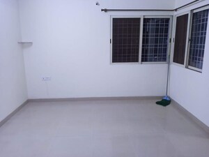 Room in 2 BHK Apartment at Kothanur – for Sale