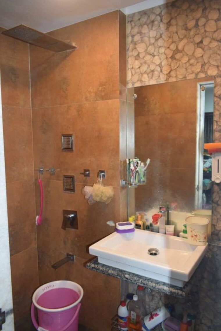 undefined, prabhadevi-chs 2 Bedroom 890 Sq.Ft. Apartment In Prabhadevi Mumbai 10735386