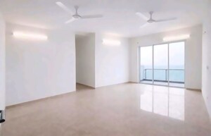 Room in 3 BHK Apartment at Indiabulls Greens, New Panvel – for Rent