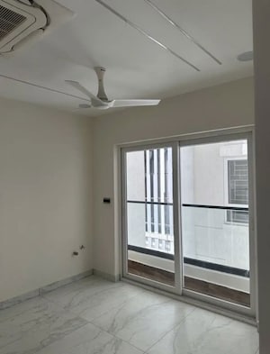 Room in 2.5 BHK Apartment at Sumadhura The Olympus, Financial District – for Rent