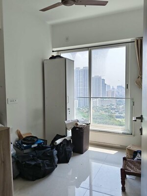 Team Area in 2 BHK Apartment at Unique Vistas, Patlipada – for Rent