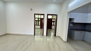 Room in 2 BHK Builder Floor at Sector 47 – for Rent