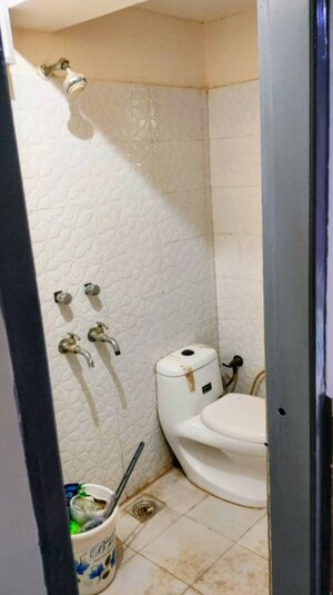 Bathroom in 1 RK Apartment at Dwarka Sector 16 – for Rent