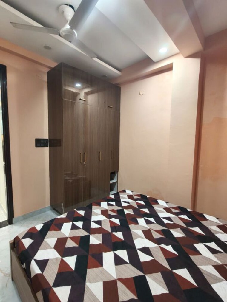 Bedroom, sector 42 1 Bedroom 300 Sq.Ft. Builder Floor In Sector 42 Gurgaon 10735423