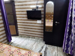 Bedroom in 1 RK Apartment at Dwarka Sector 16 – for Rent