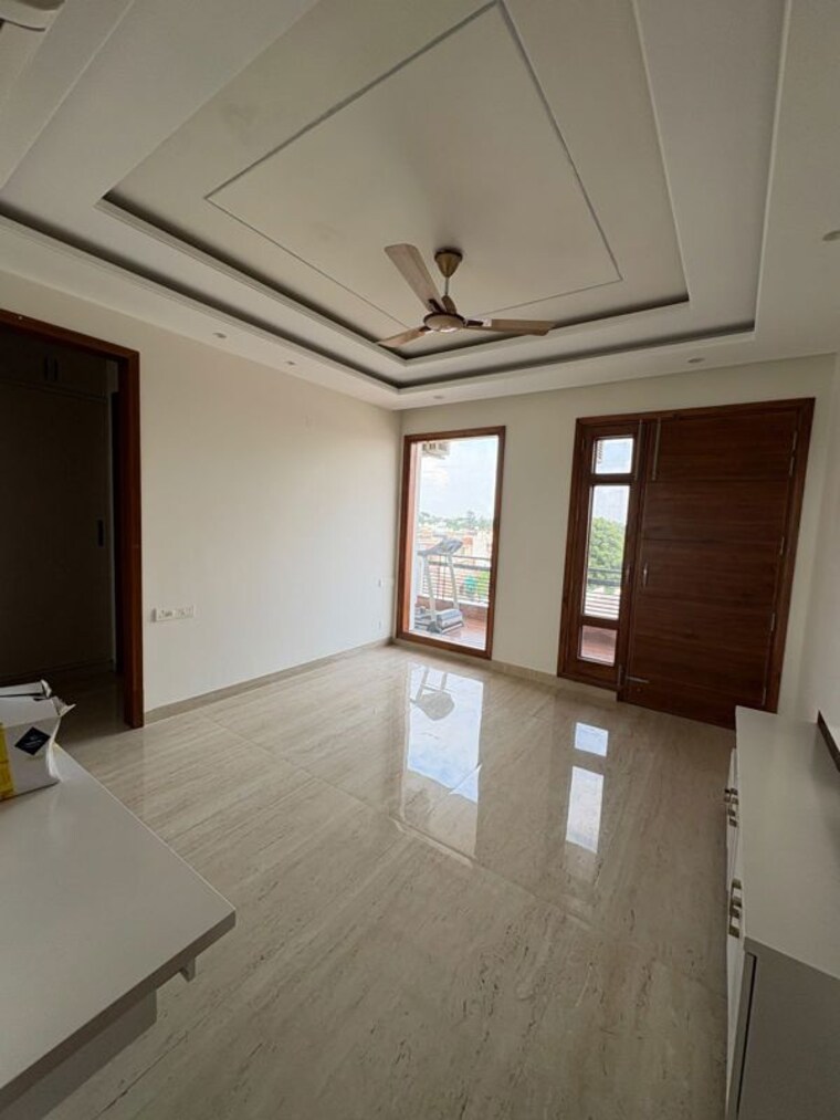 Room, sector 15 3 Bedroom 2100 Sq.Ft. Builder Floor In Sector 15 Panchkula 10735478