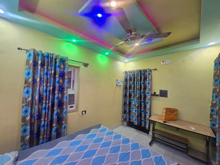 Bedroom, dwarka sector 16 1 RK 250 Sq.Ft. Apartment In Dwarka Sector 16 Delhi 10735436