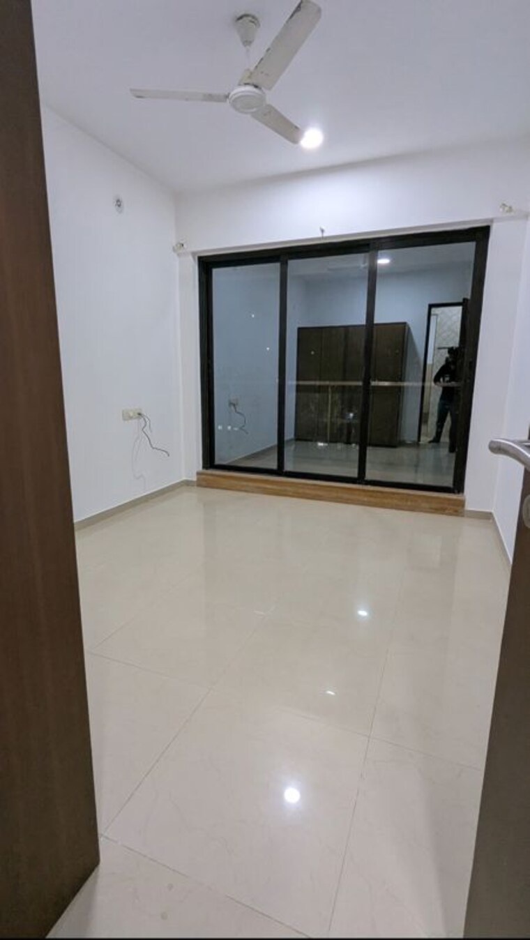 Room, rustomjee-elanza 2.5 Bedroom 1305 Sq.Ft. Apartment In Malad West Mumbai 10735518