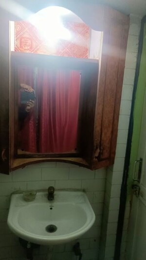 Bathroom in 1 BHK Apartment at RWA Metro Apartments, Sector 71 – for Rent