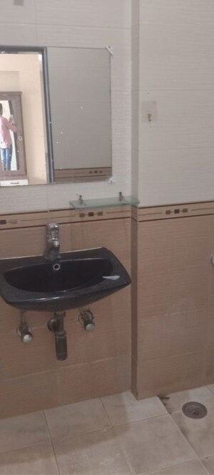 Bathroom in 3 BHK Apartment at Samartha Aangan, Andheri West – for Rent