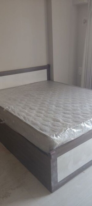 Bedroom in 3 BHK Apartment at Samartha Aangan, Andheri West – for Rent