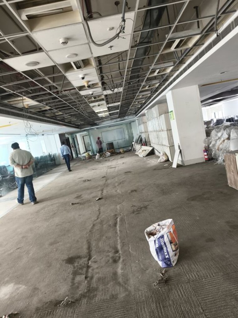  Parking, sector 2 Commercial Office Space 5000 Sq.Ft. In Sector 2 Noida 10732751