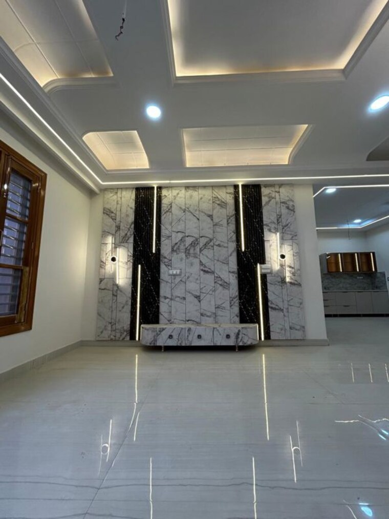 Parking, sector 125 4 Bedroom 200 Sq.Yd. Independent House In Sector 125 Mohali 10735588
