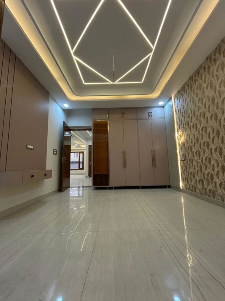 undefined, sector 125 4 Bedroom 200 Sq.Yd. Independent House In Sector 125 Mohali 10735588