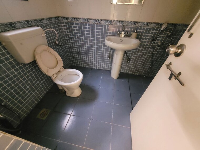 Attached Bathroom, belvalkar-ashirwad 3 Bedroom 1340 Sq.Ft. Apartment In Bhandarkar Road Pune 10735582