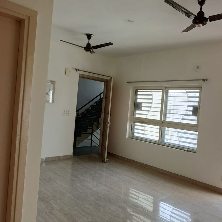 Room, lavender-floors 3 Bedroom 260 Sq.Yd. Builder Floor In Sector 89 Faridabad 10735610