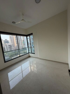 Room in 2 BHK Apartment at Matunga East – for Sale