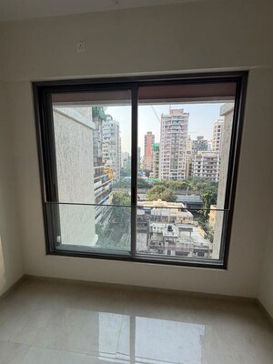 Room in 2 BHK Apartment at Matunga East – for Sale