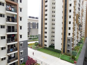 2.5 BHK Apartment For Rent in Aparna Sarovar Zenith, Nallagandla
