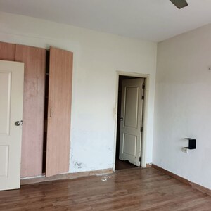 2 BHK Apartment For Rent in Umang Summer Palms, Sector 86