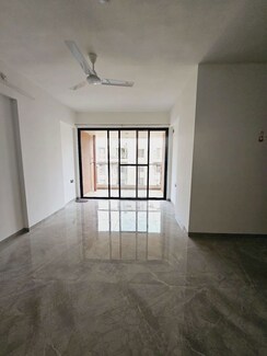 2.5 BHK +Apartment For Rent in Uniue Legacy Grand