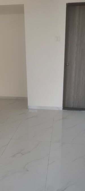 Room in 2 BHK Apartment at Anant Metropolis Insignia Towers, Kasarvadavali – for Rent
