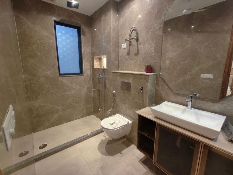 Bathroom, anant-raj-ashok-estate 4 Bedroom 2250 Sq.Ft. Apartment In Sector 63a Gurgaon 10735671