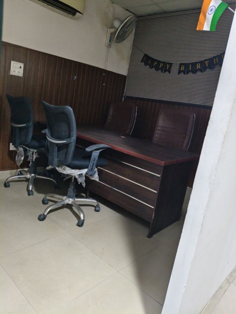 Team Area, sector 3 Commercial Office Space 1500 Sq.Ft. In Sector 3 Noida 10735655