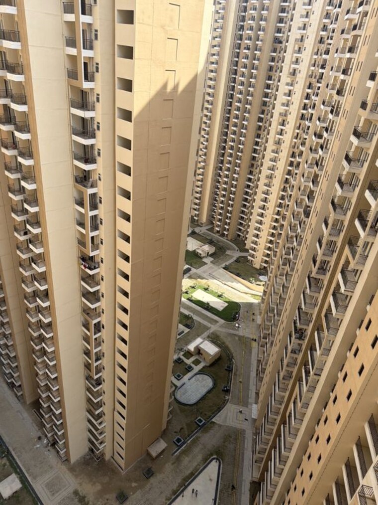 Exterior View, amrapali-verona-heights 2.5 Bedroom 1100 Sq.Ft. Apartment In Tech Zone 4 Greater Noida Greater Noida 10735708