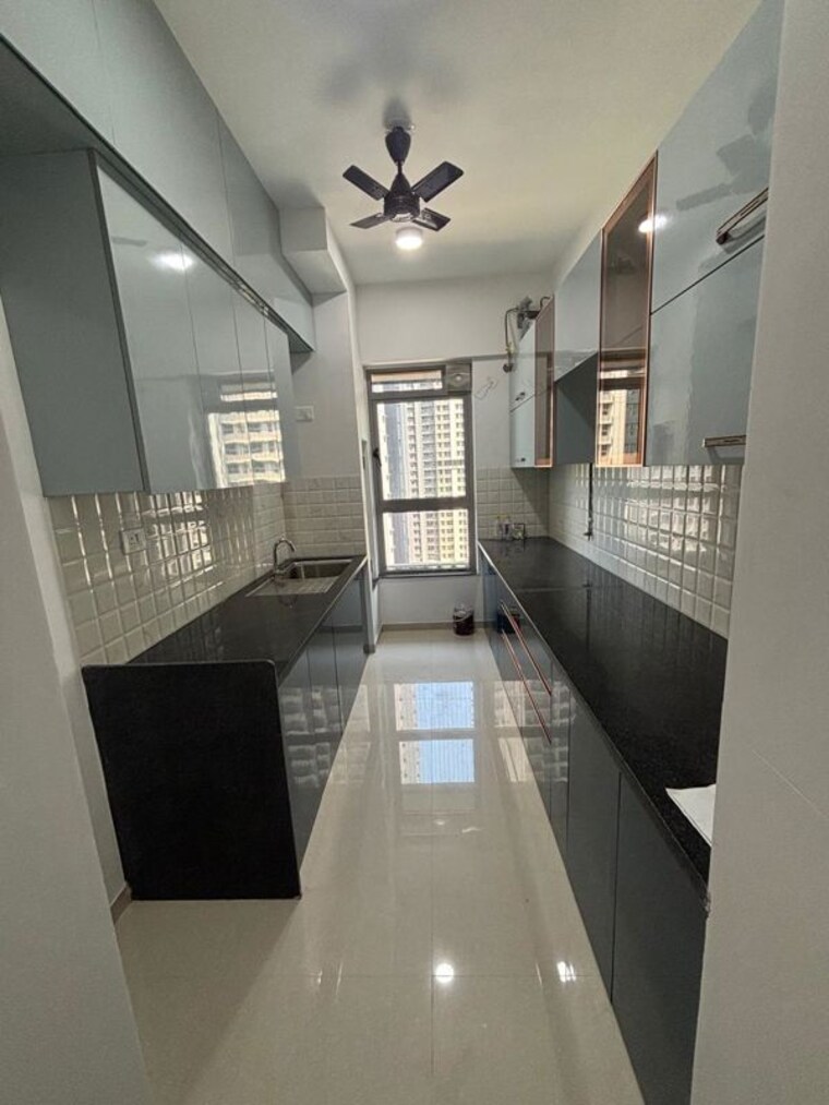 Kitchen, kalpataru-immensa 2 Bedroom 637 Sq.Ft. Apartment In Kolshet Road Thane 10735767