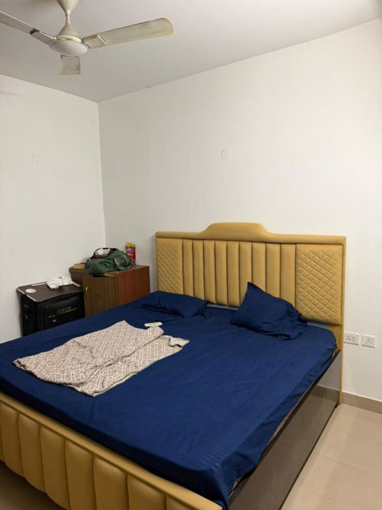 Bedroom, sector 76 3 Bedroom 1375 Sq.Ft. Apartment In Sector 76 Noida 10735789