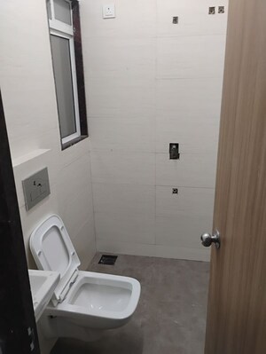 Bathroom in 2 BHK Apartment at Siddha Sky, Sion – for Sale