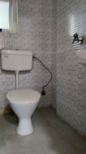 Bathroom in 3 BHK Apartment at Apex Athena, Sector 75 – for Sale