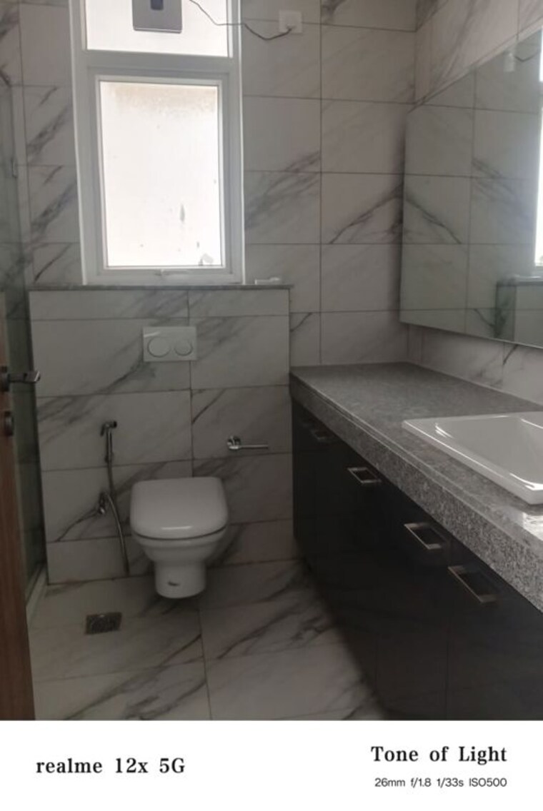 Bathroom, conscient-hines-elevate 4 Bedroom 3395 Sq.Ft. Apartment In Sector 59 Gurgaon 10735820