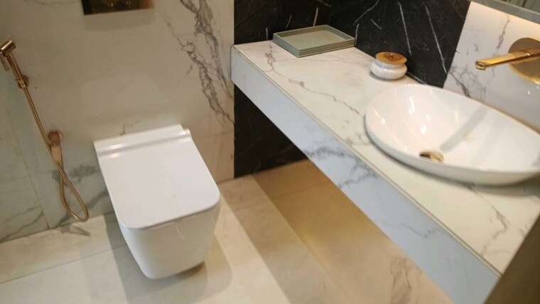Bathroom, marathon-monte-south 3 Bedroom 1150 Sq.Ft. Apartment In Byculla West Mumbai 10735824