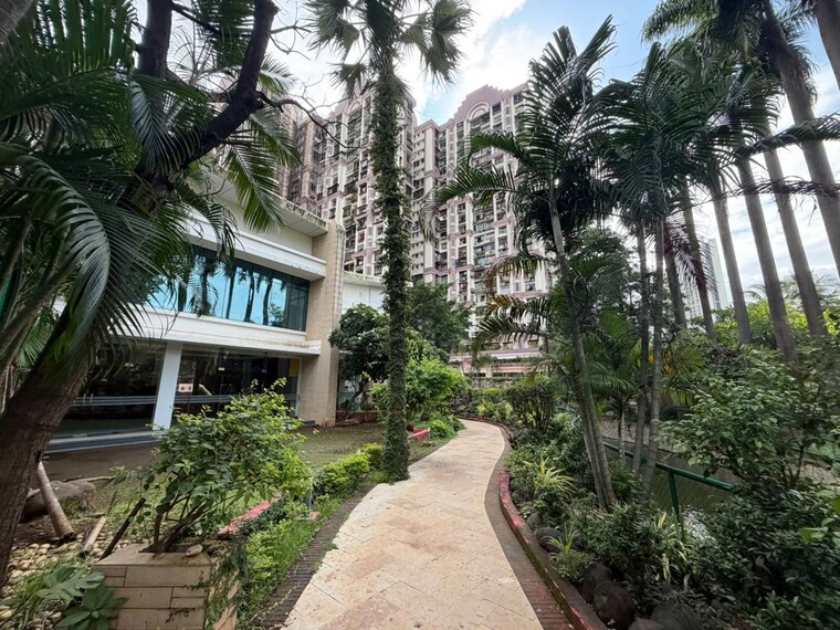 Exterior View, lokhandwala-whispering-palms 2 Bedroom 930 Sq.Ft. Apartment In Kandivali East Mumbai 10735838