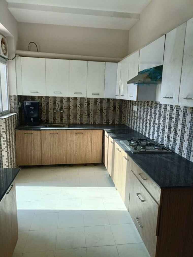 Kitchen, ansal-api-versalia 4 Bedroom 3333 Sq.Ft. Apartment In Sector 67a Gurgaon 10735848