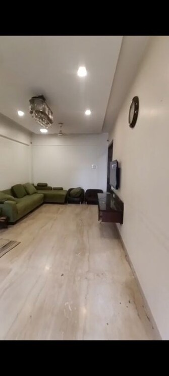 2 BHK 500 Sq.Ft. Apartment in Andheri CHS